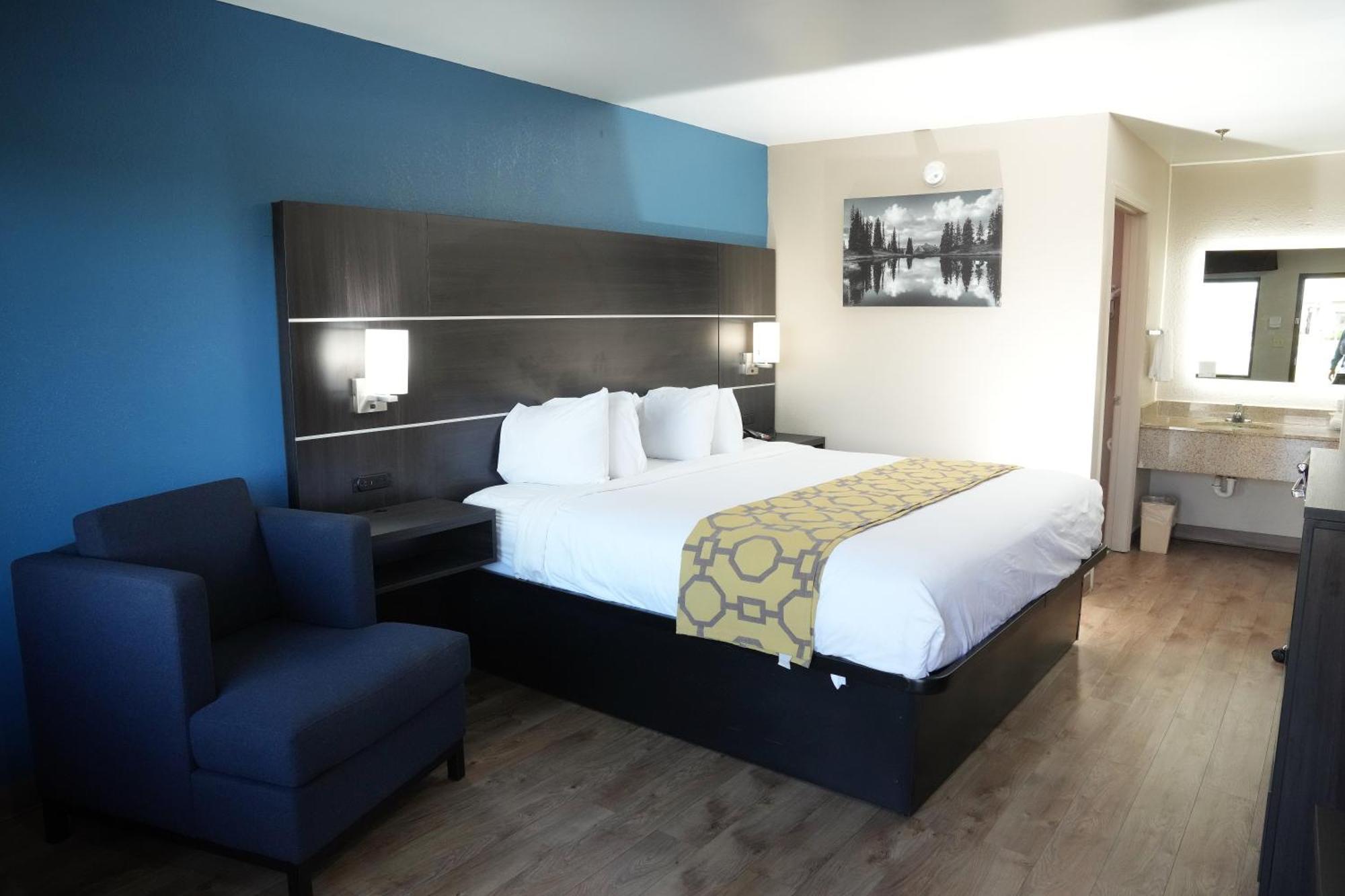 Baymont Inn & Suites Manning Exteriör bild