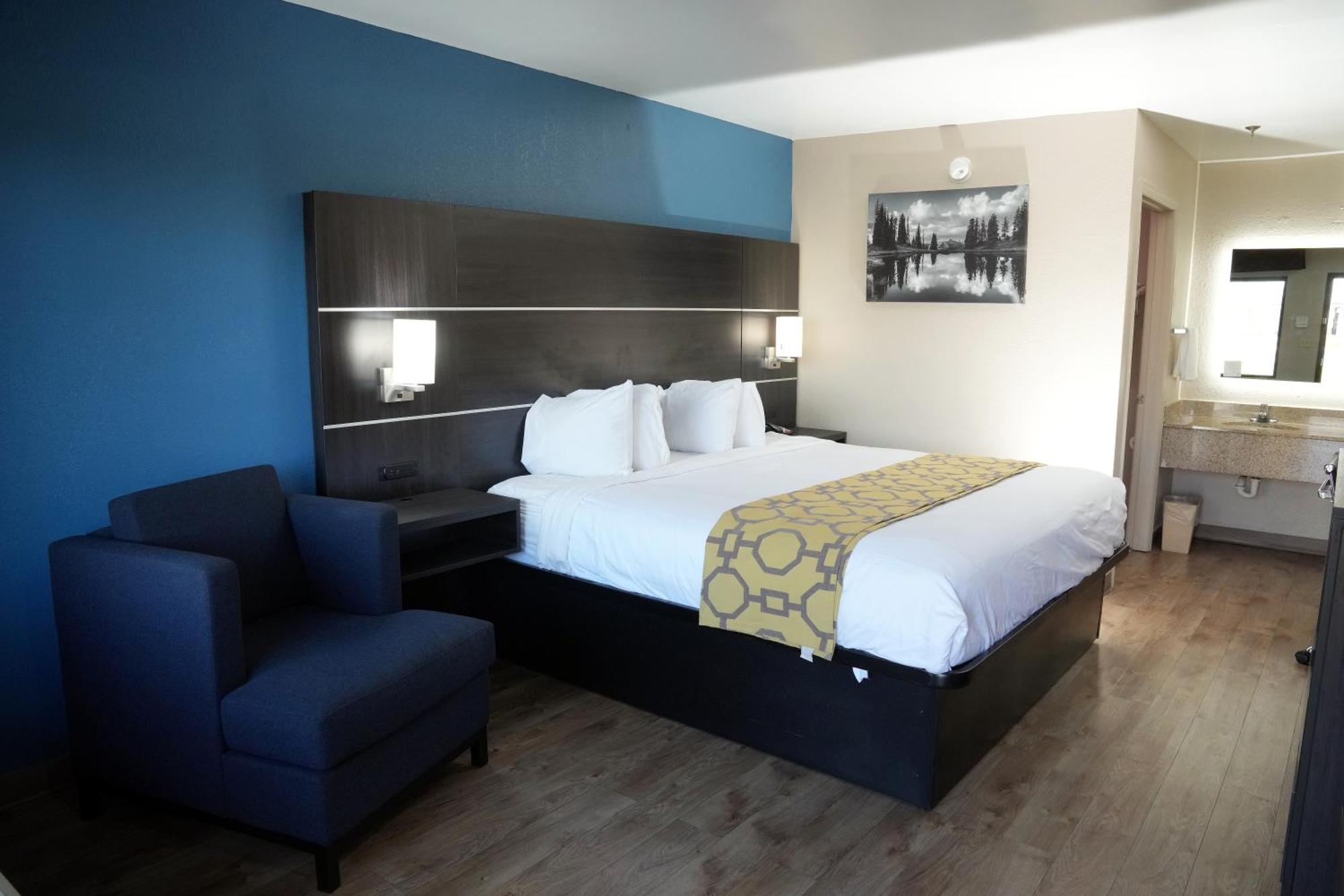 Baymont Inn & Suites Manning Exteriör bild