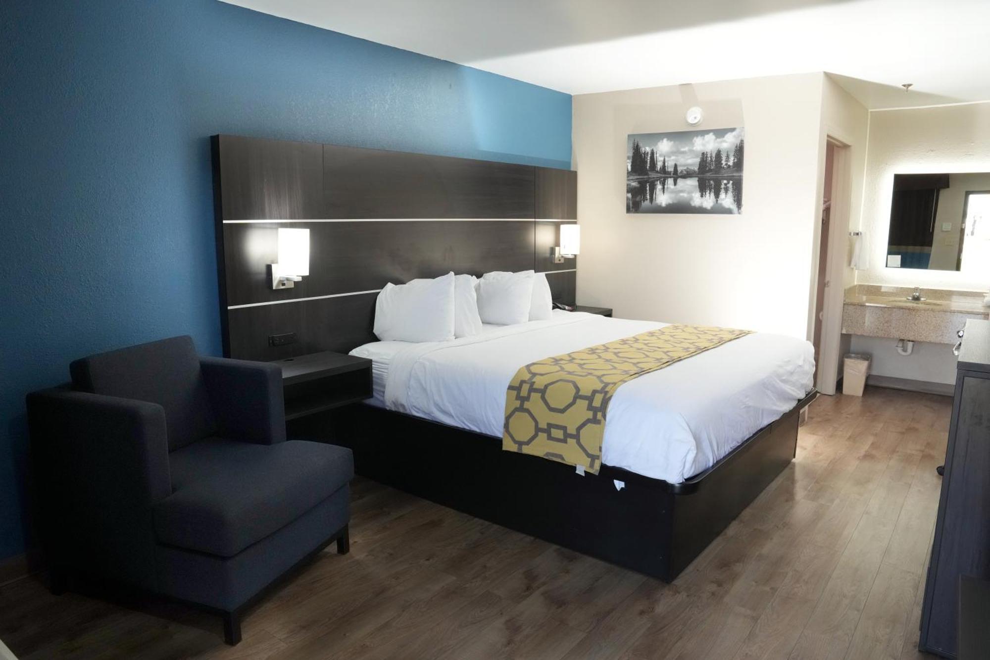 Baymont Inn & Suites Manning Exteriör bild