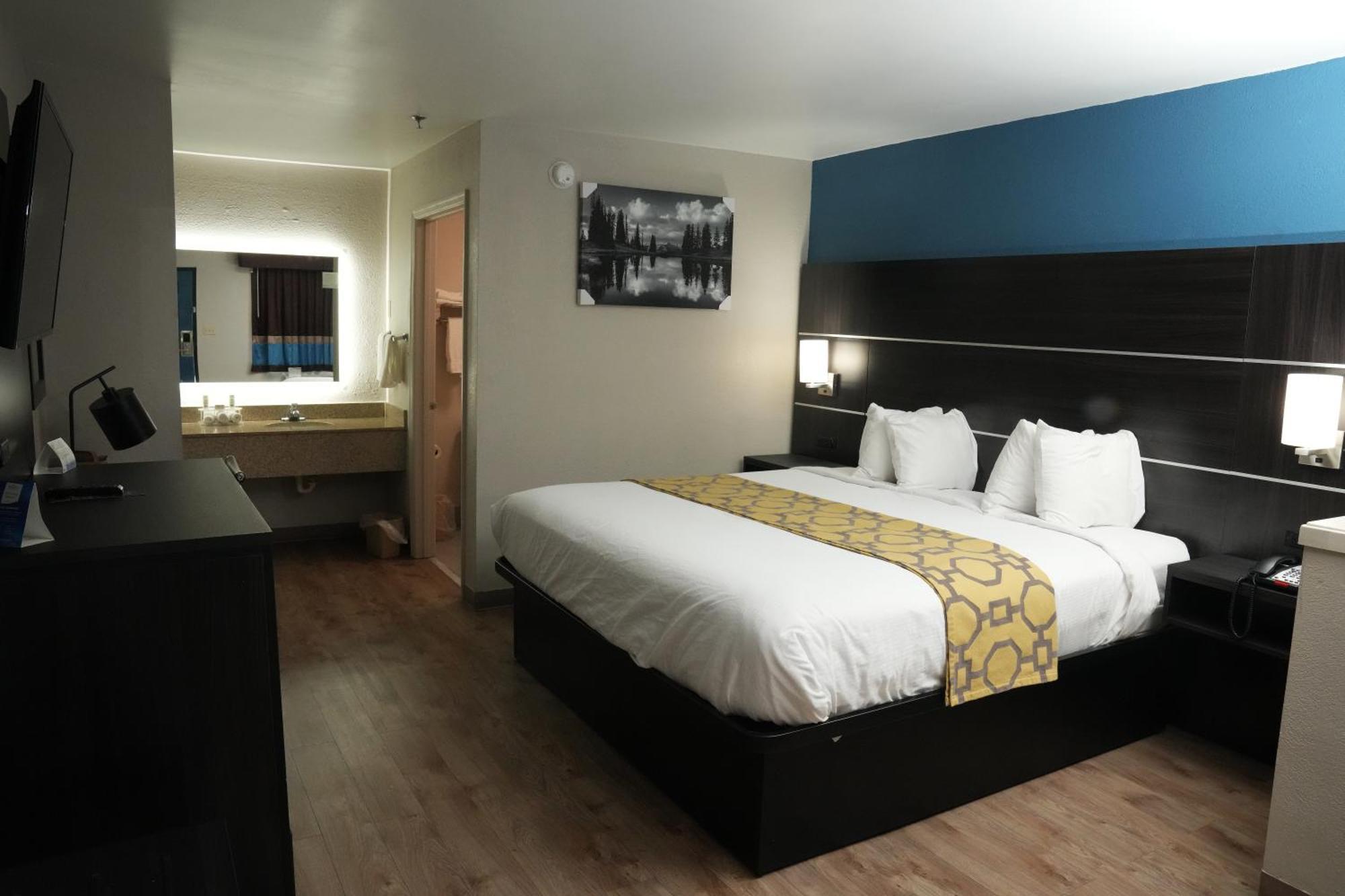 Baymont Inn & Suites Manning Exteriör bild